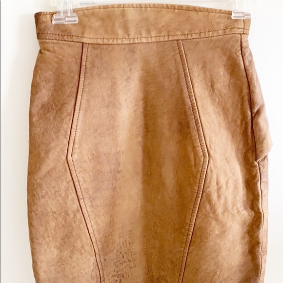 Harley Davidson Tan Suede Leather Pencil Skirt - Picture 4 of 11